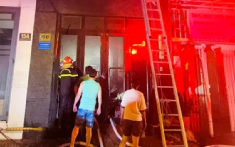 Gia đình gửi thư cảm ơn cảnh sát chữa cháy cứu 4 người thoát hiểm tại TP.HCM