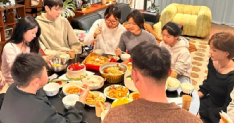 Gia Đình Là Nền Tảng Phúc Khí: 3 Dấu Hiệu Ngày Mùng 1 Tết Báo Hiệu Năm Thịnh Vượng