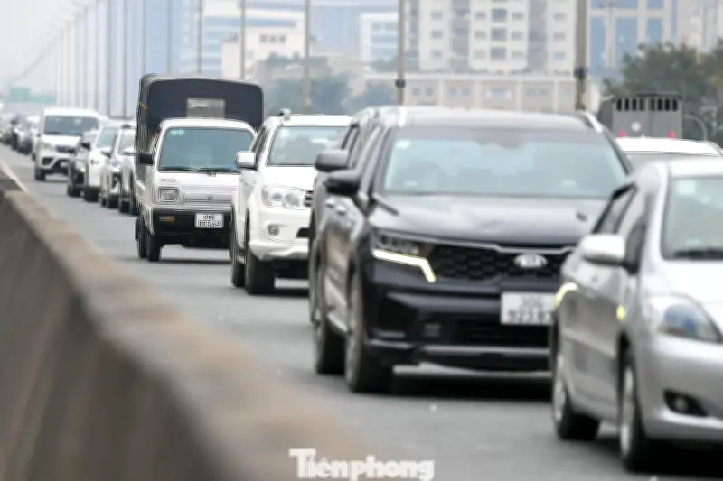 Giao thông Hà Nội: Ùn tắc cửa ngõ phía Nam, nội đô thông thoáng dịp Tết