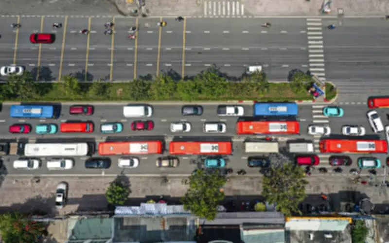 Giao thông TP.HCM thông thoáng trước Tết, chỉ ùn ứ nhẹ tại một số điểm nóng