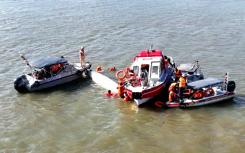 Giải Đua Thuyền Đồng Nai 2026: Sự Cố Lật Thuyền Được Xử Lý Nhanh Chóng