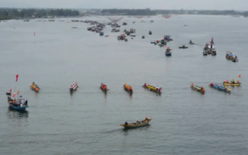 Giải đua thuyền truyền thống Duy Nghĩa mở rộng: Khơi dậy khát vọng phát triển trên sông Thu Bồn