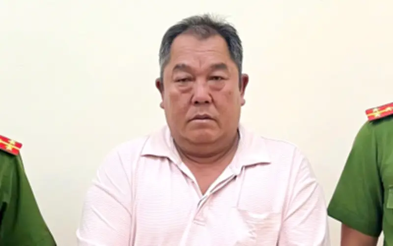 Giám đốc doanh nghiệp Tây Ninh bị bắt vì chôn lấp hơn 1.147 tấn chất thải công nghiệp