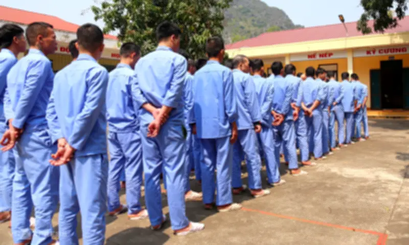 Giám sát người nghiện ma túy bằng thiết bị điện tử: Quy trình và thực tiễn áp dụng