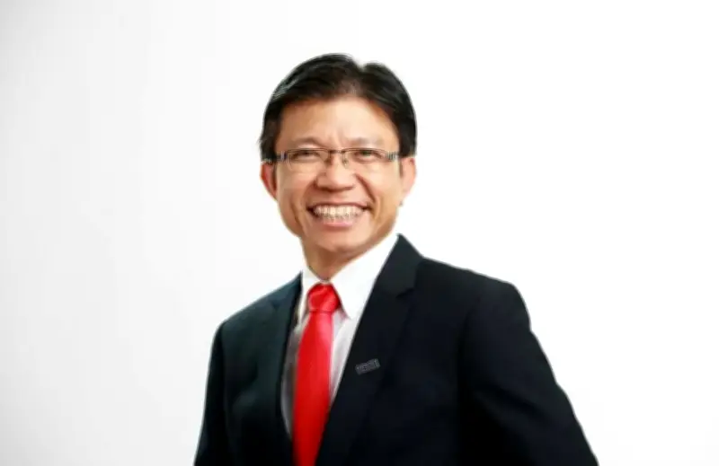 Giáo sư Hoàng Anh Tuấn Được Phong Hiệp Sĩ Huân Chương Cành Cọ Hàn Lâm Của Pháp