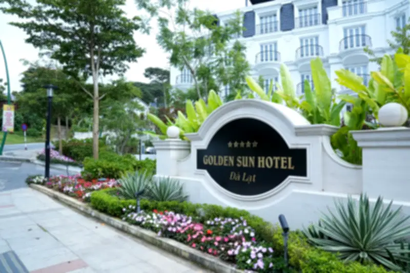 Golden Sun Hotel Đà Lạt: Nơi Mùa Xuân Được Lưu Giữ Trong Từng Khoảnh Khắc
