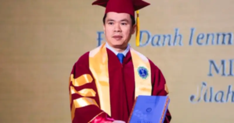 GS-TS Đỗ Văn Đại Nhận Huân Chương Cành Cọ Hàn Lâm Của Pháp Vì Đóng Góp Quan Hệ Song Phương