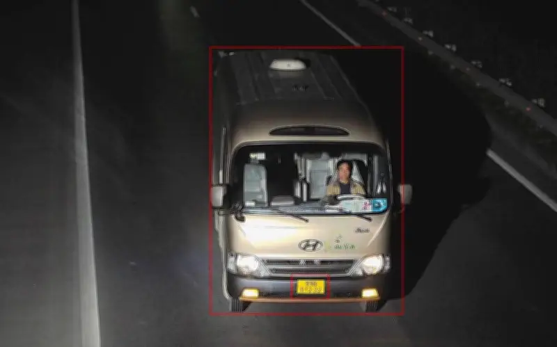 Hà Nội: Camera AI phát hiện 124 trường hợp vượt đèn đỏ tại nút giao Phạm Văn Bách