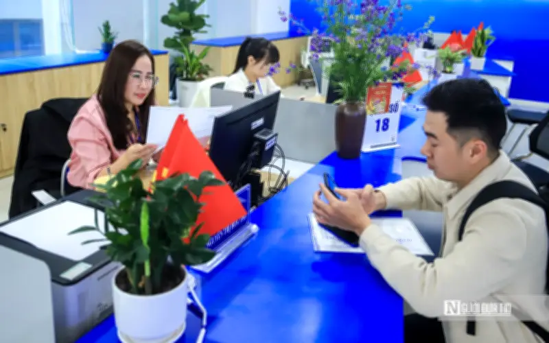 Hà Nội: Các cơ quan hành chính khẩn trương phục vụ người dân sau Tết Nguyên đán