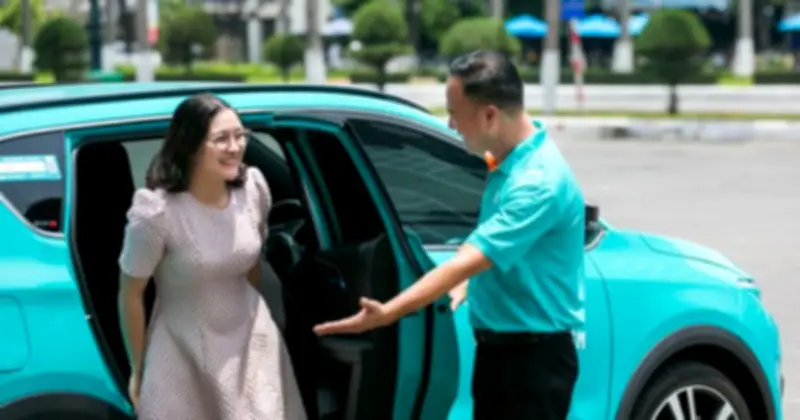 Hà Nội chuyển đổi toàn bộ taxi sang điện, năng lượng xanh trước năm 2030