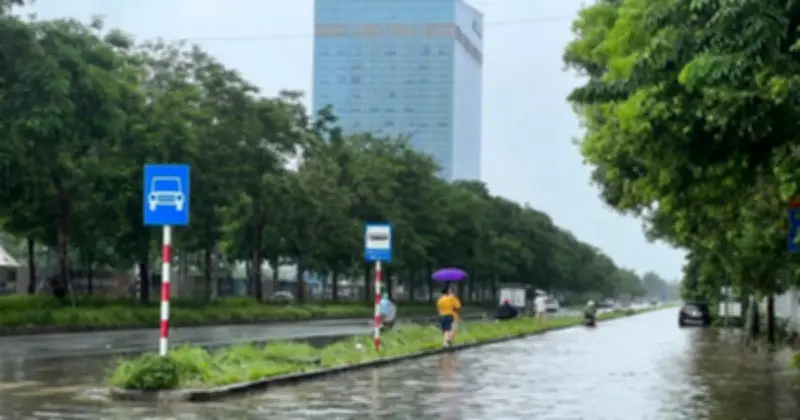 Hà Nội kiểm tra công trường chống ngập, thúc đẩy dự án kênh Thụy Phương