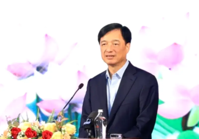 Hà Nội: Ứng cử viên Quốc hội tiếp xúc cử tri, báo cáo chương trình hành động