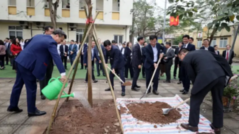 Hà Nội đánh giá cao công tác y tế dịp Tết Bính Ngọ 2026 và phát động Tết trồng cây