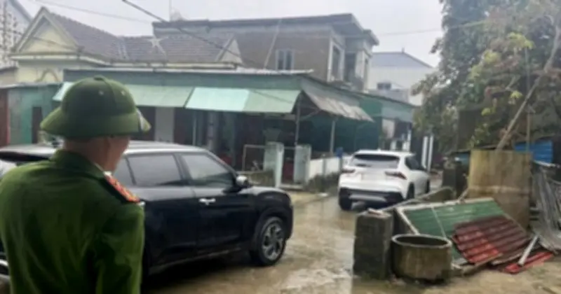 Hà Tĩnh: Chặn ngõ, thách thức luật pháp - Hành vi nguy hiểm từ tâm lý 'mua quyền ưu tiên'