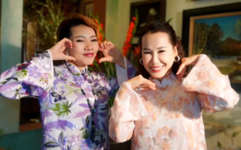 Hà Trần và Giáng Son ra mắt MV 'Hà Nội những sắc hoa mùa xuân' đầy lãng mạn