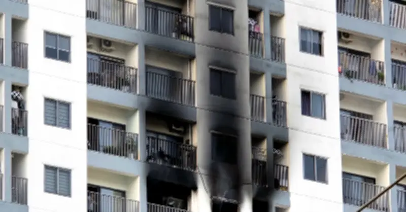 Hỏa hoạn chung cư ở Khánh Hòa: 2 người tử vong, cư dân hốt hoảng tháo chạy