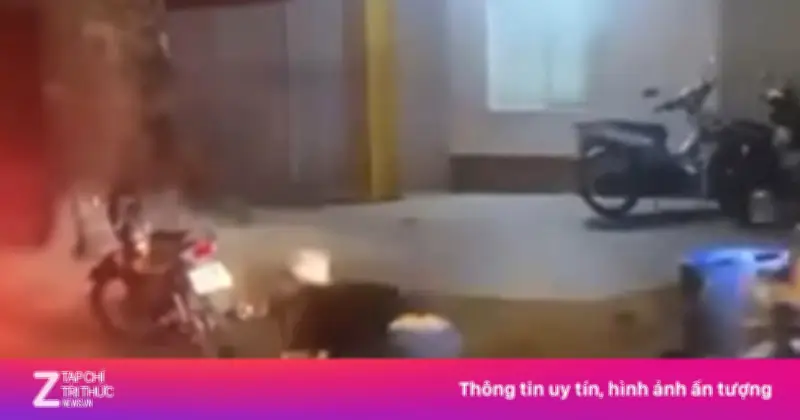 Hai tài xế đánh nhau giữa đường gây náo loạn giao thông