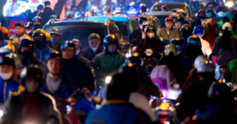 Hà Nội cận Tết: Ùn tắc nghiêm trọng, hành trình về nhà kéo dài gấp đôi