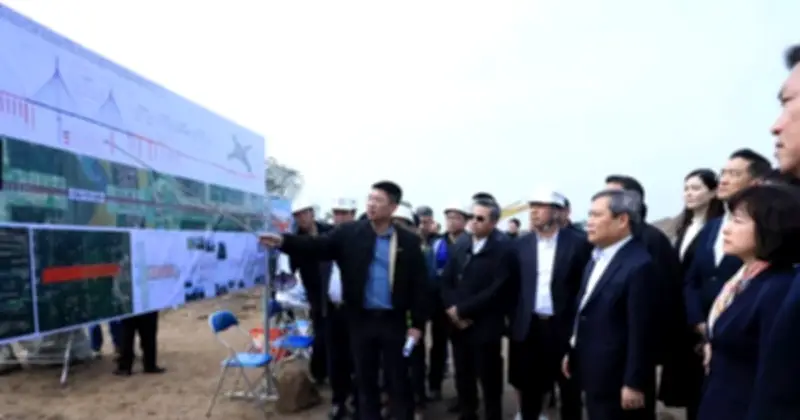 Lãnh đạo Hà Nội chúc Tết, kiểm tra tiến độ dự án cầu Tứ Liên, Nhà hát Opera