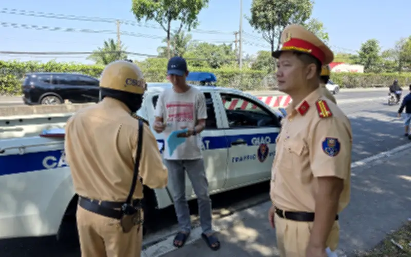 TP.HCM công bố danh sách số điện thoại tiếp nhận phản ánh giao thông