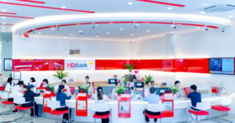 Chủ tịch HDBank đăng ký mua 60.000 cổ phiếu, tăng tỷ lệ sở hữu