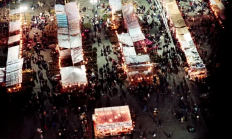 Hồi ức Tết Nguyên đán Hong Kong: Những chợ hoa nhộn nhịp và phong tục truyền thống 40 năm trước