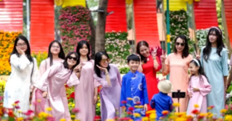 Hội Hoa Xuân Tao Đàn 2026: Sắc Ngọ Nghinh Xuân, Vững Bước Vươn Mình