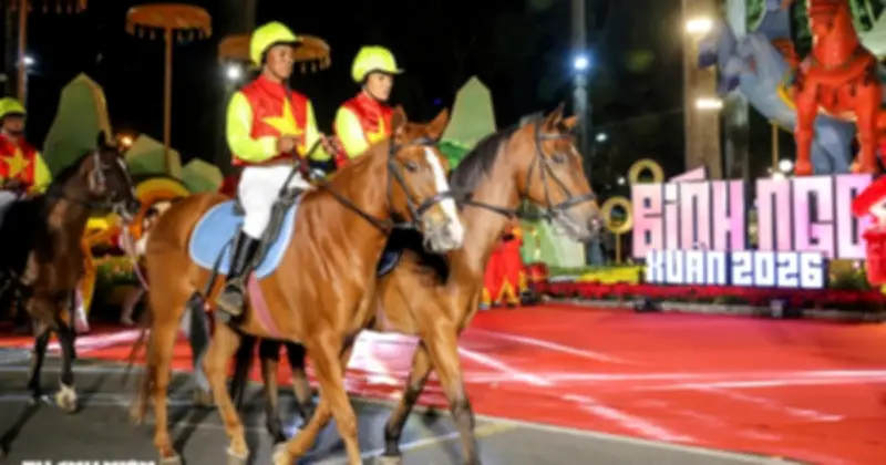 Hội Hoa Xuân TP.HCM 2026 khai mạc rực rỡ với thông điệp 'Xuân hội tụ - Vững bước vươn mình'