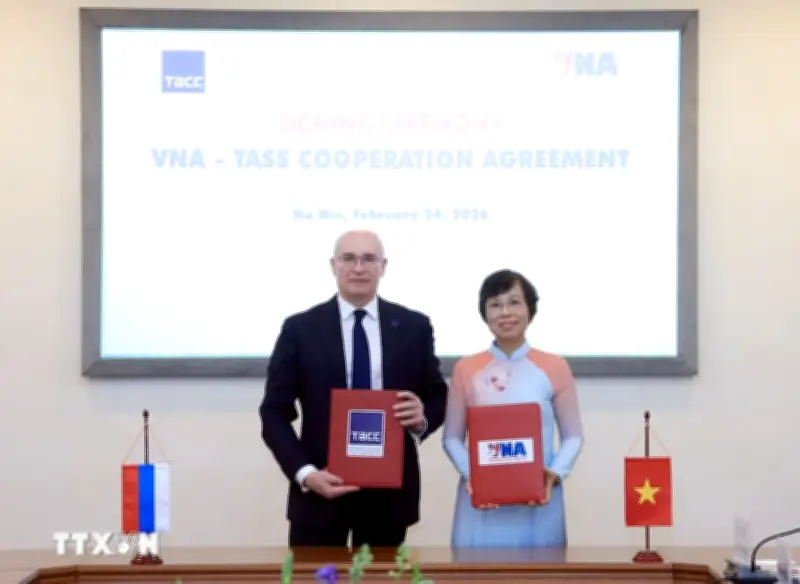 Hội đàm giữa Tổng Giám đốc TTXVN và Tổng Giám đốc hãng thông tấn TASS tại Nga