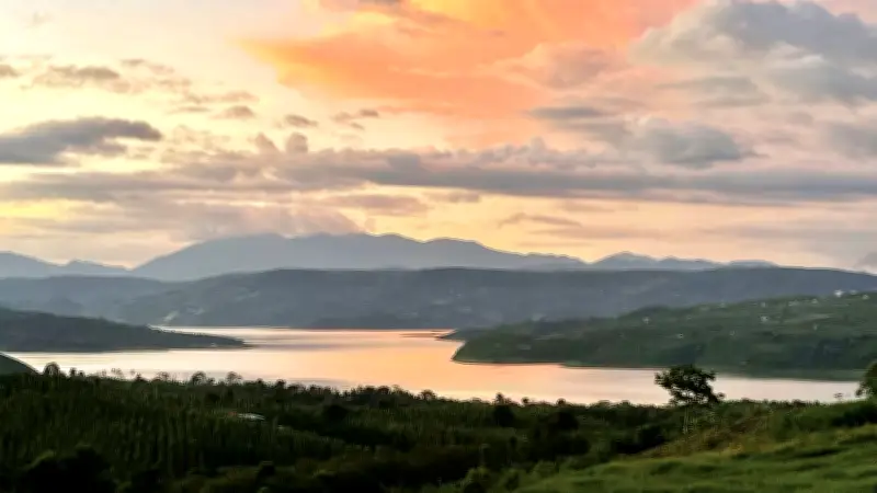 Hối tiếc vì không được bơi trên sông Nile và những dòng sông văn hóa khắp thế giới