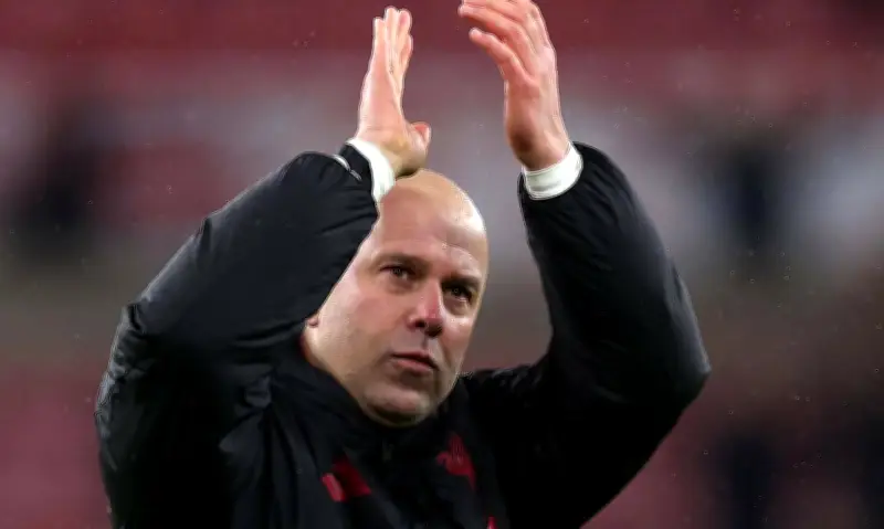 HLV Arne Slot Công Bố Ba Ưu Tiên Của Liverpool Sau Thất Thế Ở Ngoại Hạng Anh