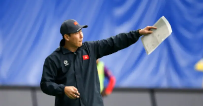 HLV Kim Sang Sik Buộc Phải Thay Đổi Kế Hoạch Trẻ Hóa Tuyển Việt Nam Trước Malaysia