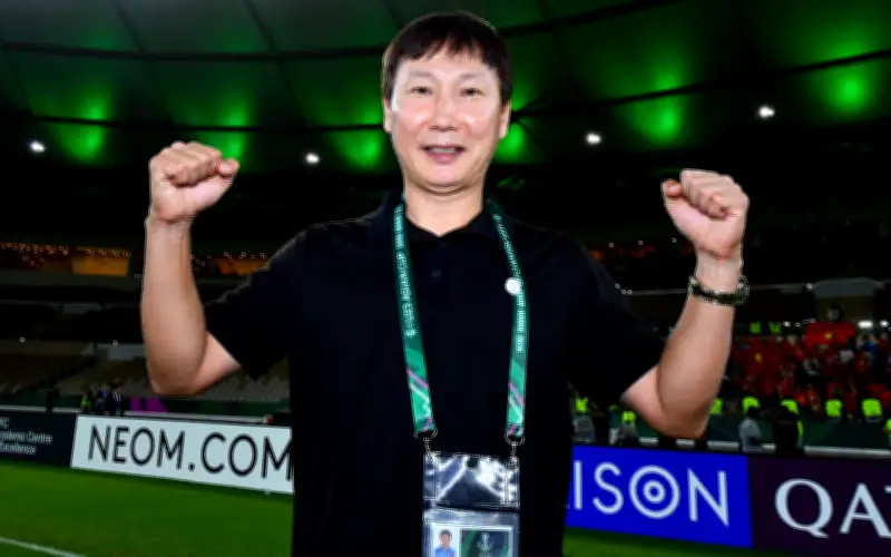 HLV Kim Sang Sik: Công thức thành công từ sự tôn trọng và thích nghi văn hóa