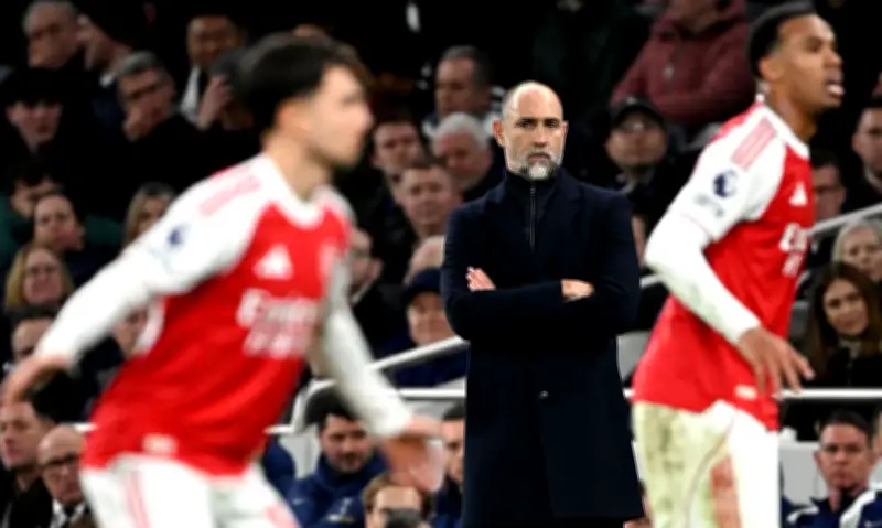 HLV Tottenham thừa nhận Arsenal là đội hay nhất thế giới sau thất bại 1-4