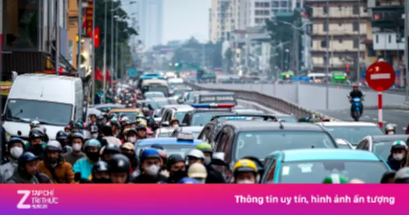 Hầm chui 778 tỷ đồng tại Hà Nội vắng vẻ, đường lân cận vẫn ùn tắc nghiêm trọng