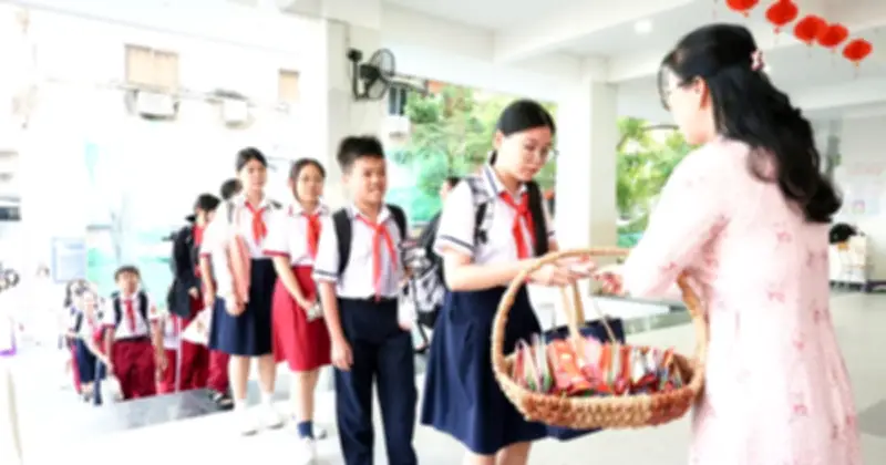 Hơn 2,6 triệu học sinh TP.HCM trở lại trường với hoạt động vui xuân ý nghĩa