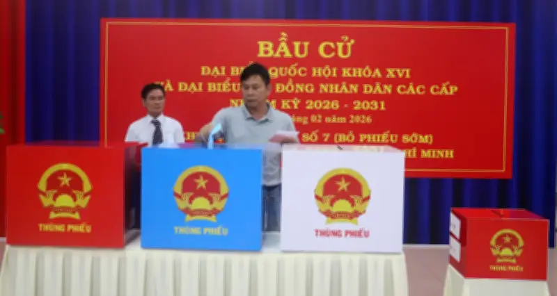 Hơn 4.500 Cử Tri TPHCM Đi Bỏ Phiếu Sớm Trong Ngày Bầu Cử