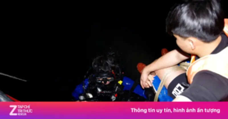 Hơn 500 Người Xuyên Đêm Tìm Kiếm Nạn Nhân Mất Tích Trong Vụ Chìm Tàu Ở Hồ Thác Bà