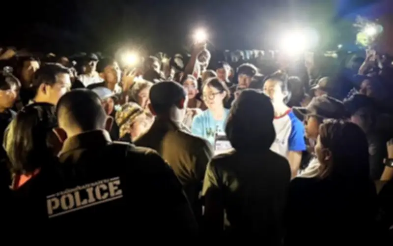 Hỗn loạn tại vườn thú Thái Lan: 1.800 người mắc kẹt vì giải chạy bộ bị hủy