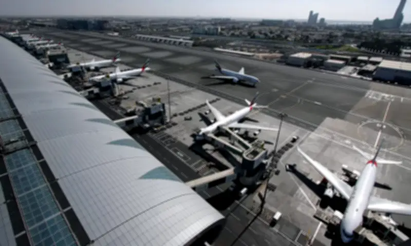 Hàng không toàn cầu hỗn loạn vì Trung Đông đóng cửa không phận