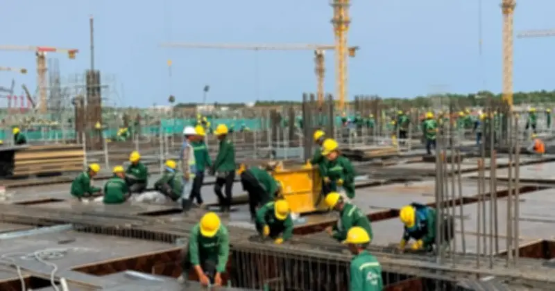 Hàng nghìn công nhân Coteccons thi công xuyên Tết tại các dự án trọng điểm