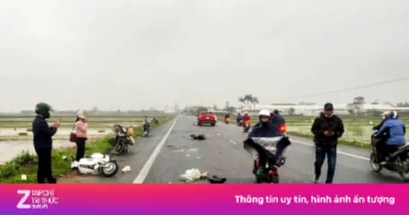 Hưng Yên: Ôtô va chạm hai xe máy điện, hai học sinh tử vong thương tâm