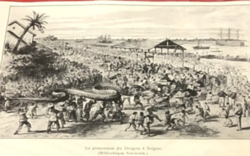 Hình ảnh múa lân sư rồng trên sách báo Pháp từ thế kỷ 19 được trưng bày tại Bảo tàng TP.HCM