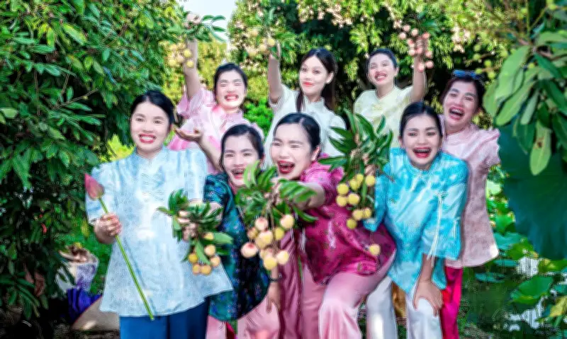 Hạnh phúc viên mãn của nàng dâu trẻ trong đại gia đình có 7 chị chồng ở Bắc Ninh