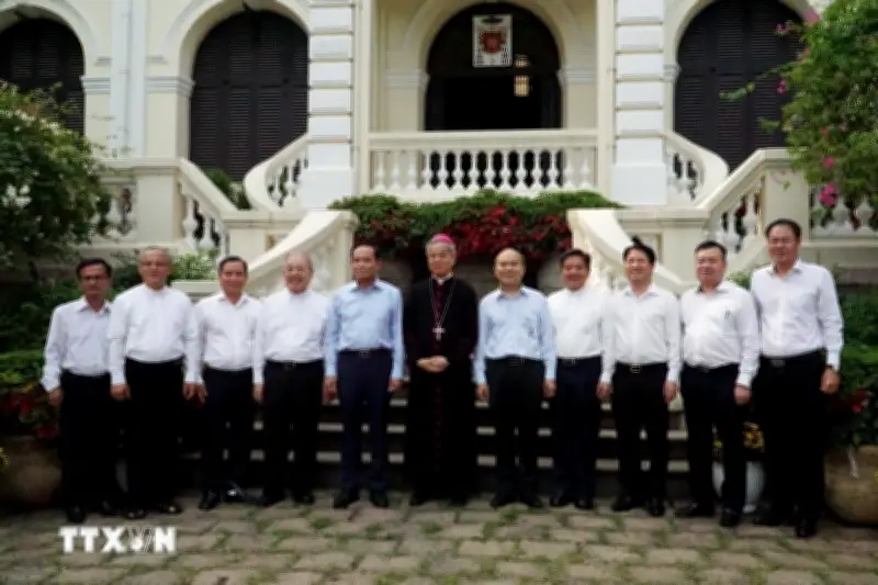 Lãnh đạo TP.HCM thăm, chúc Tết tại các cơ sở tôn giáo trên địa bàn