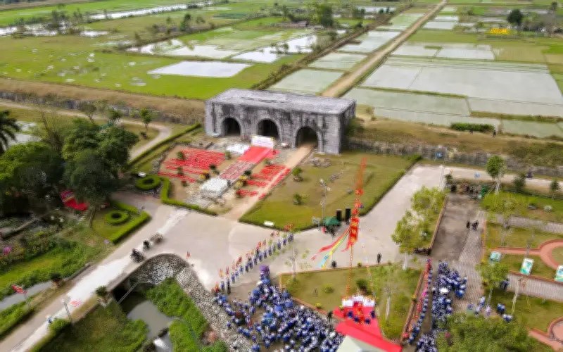 Thành Nhà Hồ Tái Hiện Lễ Thượng Nêu, Rộn Ràng Đón Xuân Bính Ngọ 2026