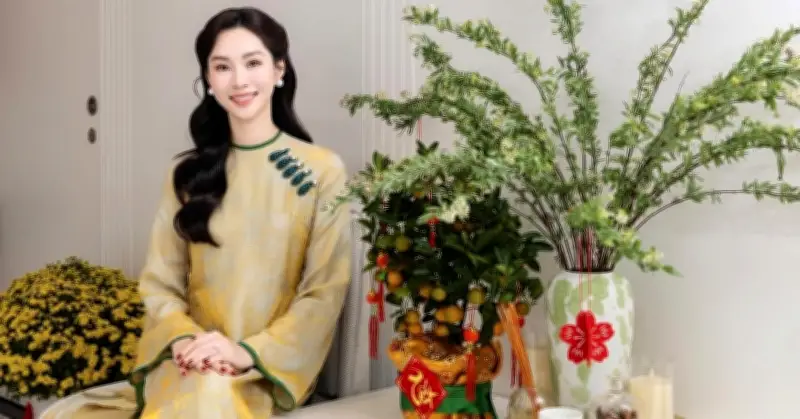 Hoa hậu Đặng Thu Thảo thả nhẹ vai, tấm ảnh mừng 3 Tết khiến ai cũng xuýt xoa