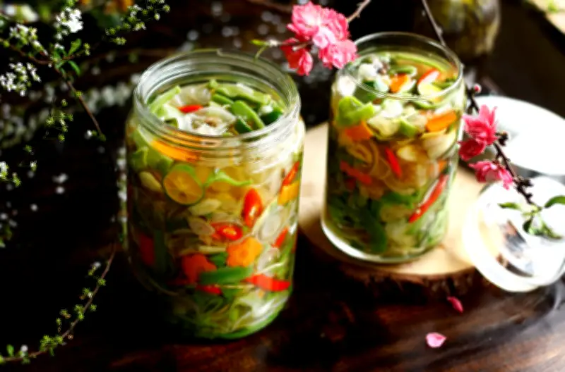 Cách làm món vó bò ngâm rau tiến vua chua ngọt thanh mát ngày Tết