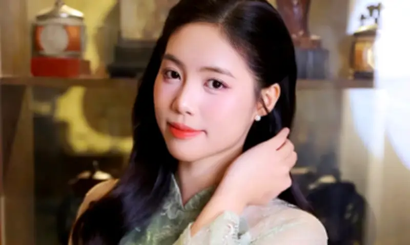 Á hậu Châu Anh: Tôi muốn học thạc sĩ để nâng cao kiến thức và kỹ năng