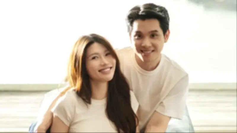 Á hậu Quỳnh Châu và ông xã đón Valentine đặc biệt khi mang thai con đầu lòng